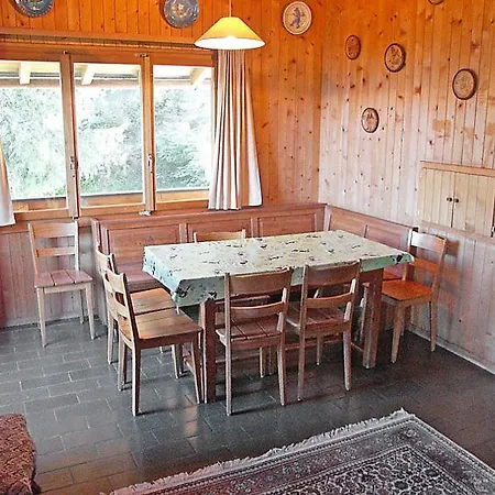 Sleeps 12 בית נופש *